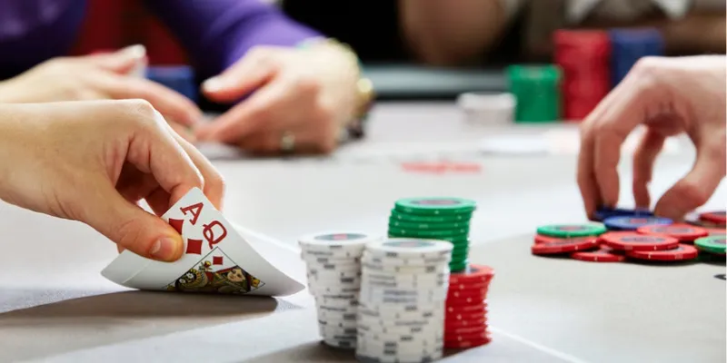 Mẹo chơi Poker hay – Bí quyết giành chiến thắng trong mỗi ván bài 4 Các lỗi thường gặp trong Poker và cách khắc phục