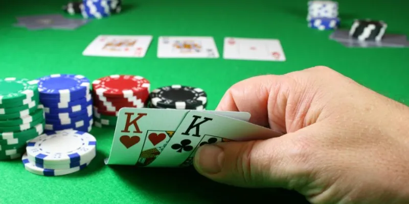 Bài Baccarat cổ điển - Hướng dẫn cách đặt cược thông minh 4 Mẹo chơi bài Baccarat cổ điển hiệu quả